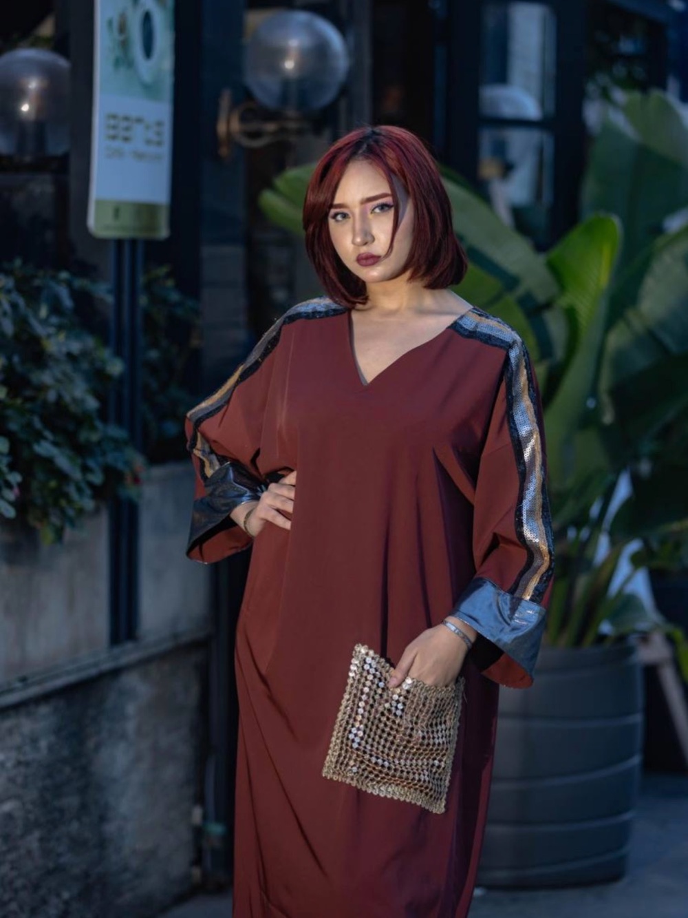 Elegant Maroon Womens Dress with Metallic Sleeve Accents - Picture 3 of 8